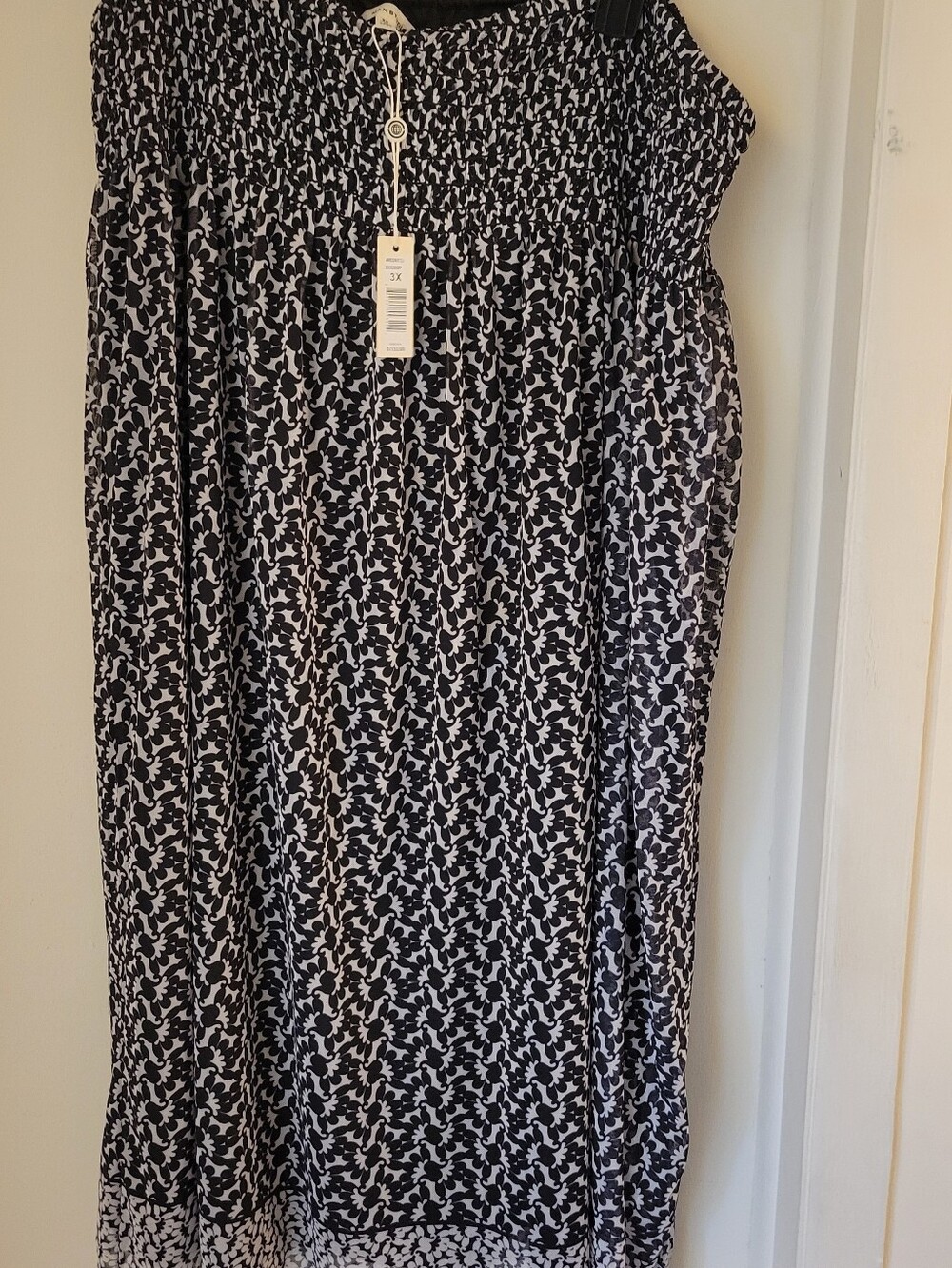 Black and White Printed Smocked Waist Maxi Skirt